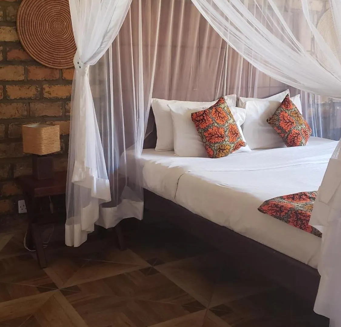 Secrets Guest House Entebbe